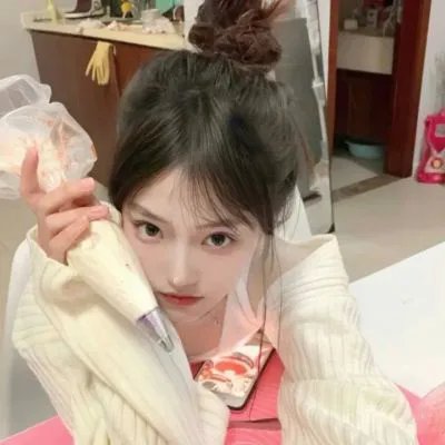 女佣变凤凰 海报